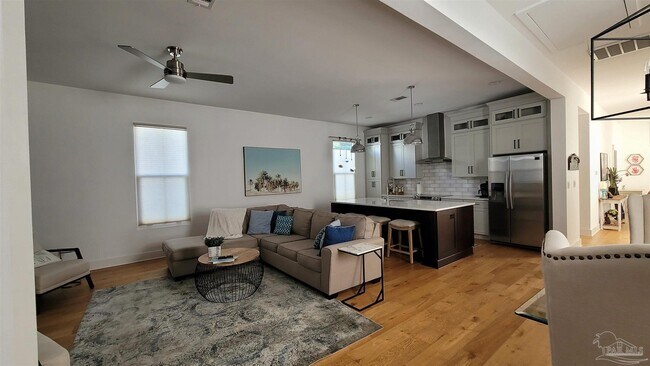 Photo - 1413 E Jackson St