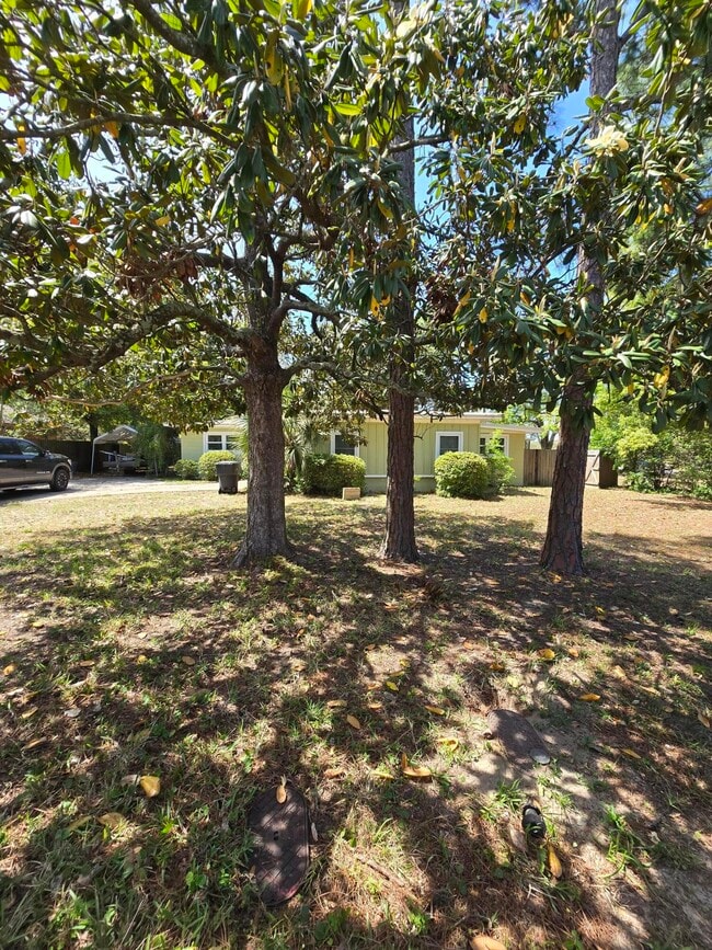 Building Photo - 48 Ferry Rd NE