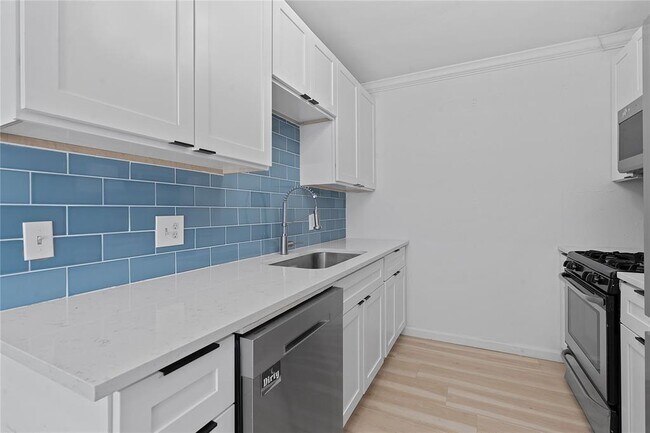 Photo - 9708 Cottle Dr