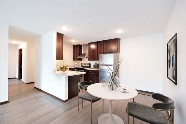 Photo - The Mendota-2050