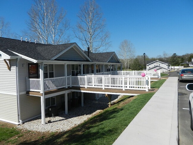 Photo - Sycamore Hills