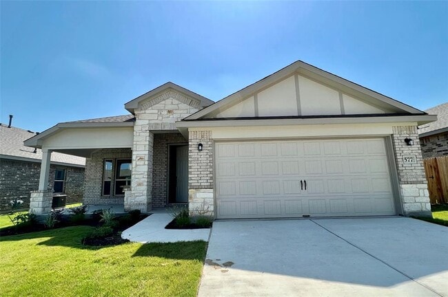 Building Photo - 577 Elm Green St