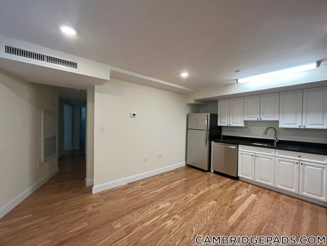 Photo - 1 Langdon Square Unidad 5