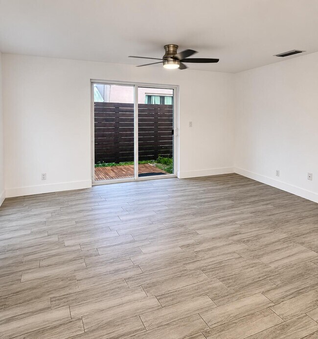 Photo - 134 NW 57th St