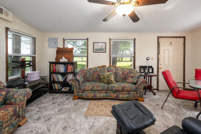 Building Photo - 29641 Foskey Ln Rental