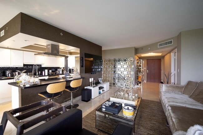 Photo - 7000 Island Blvd Unit 608