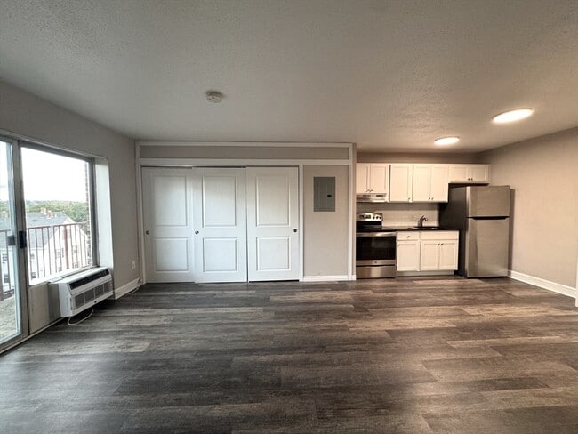 Photo - 625 Main St Apartment Unit 34