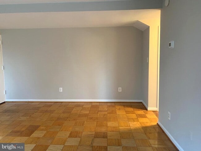 Photo - 738 N Wakefield St Unidad 2