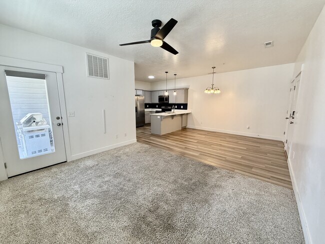 Photo - 1809 W Terra Vista Ln