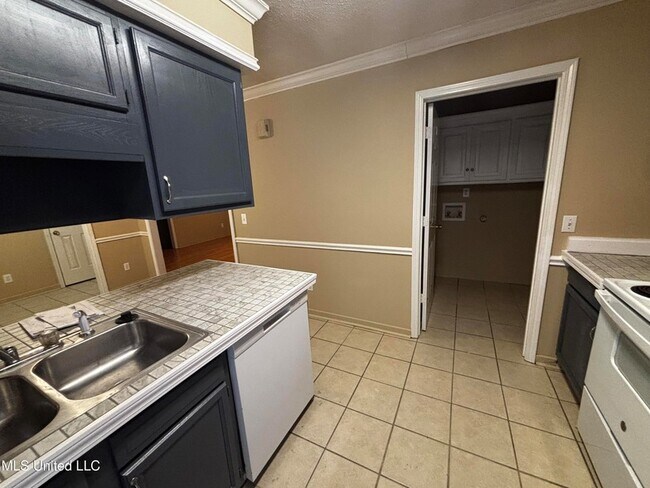 Photo - 4417 Blake Cir