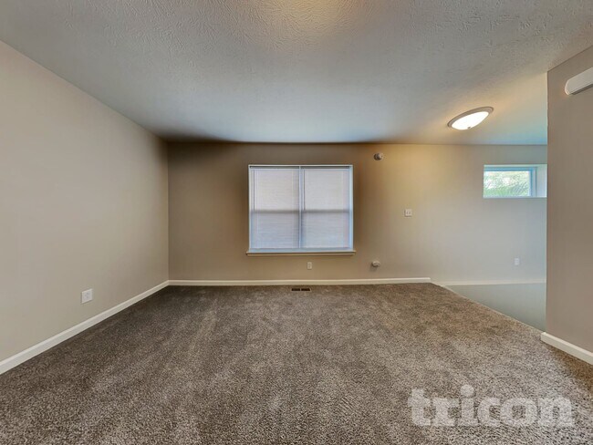 Photo - 904 W Clinton St