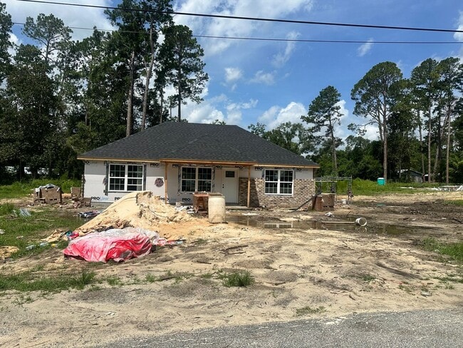 Building Photo - 3 Bed 2 Bath New Construction Brick Home