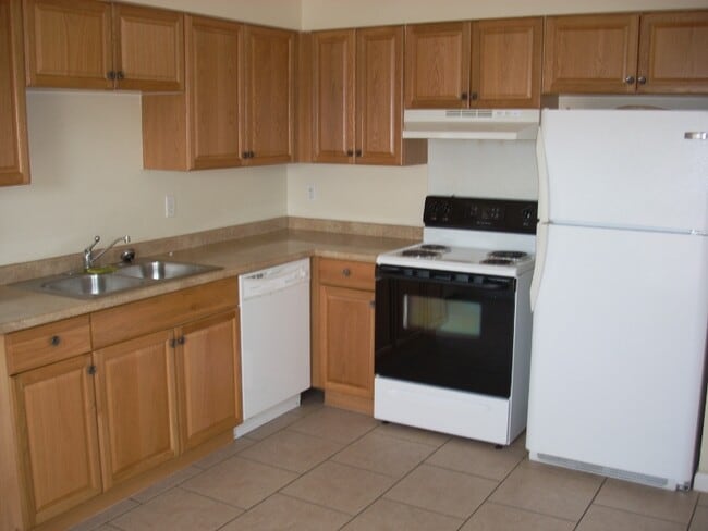 Photo - 3513 Golden Dr