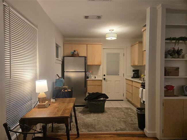 Photo - 1307 Deloney St