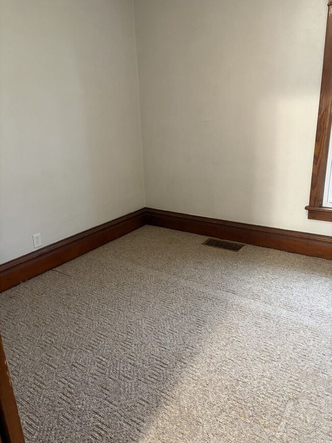 Photo - Single Family For Rent in Manchester, IA!