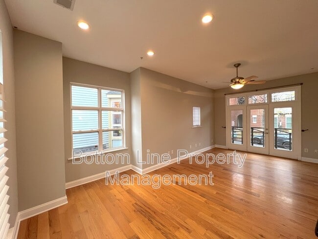 Photo - 738 Garden District Dr