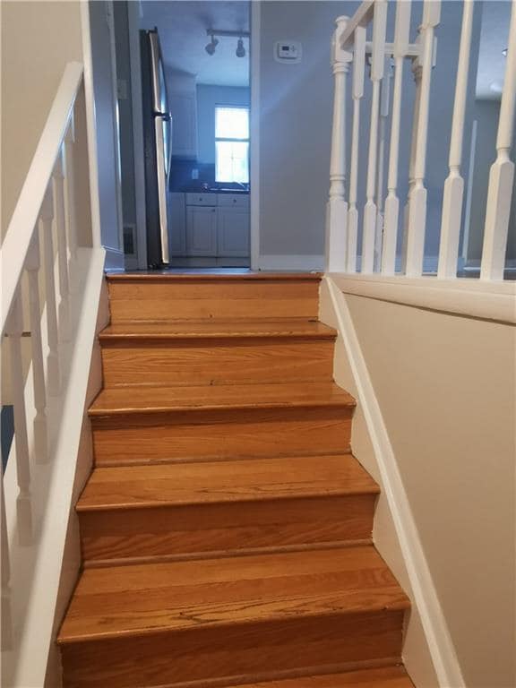 250 Sheringham Dr