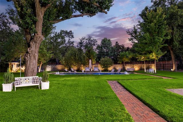 Photo - 4522 Walnut Hill Ln