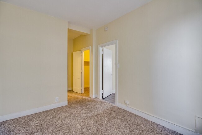 New Cadillac Square Apartments