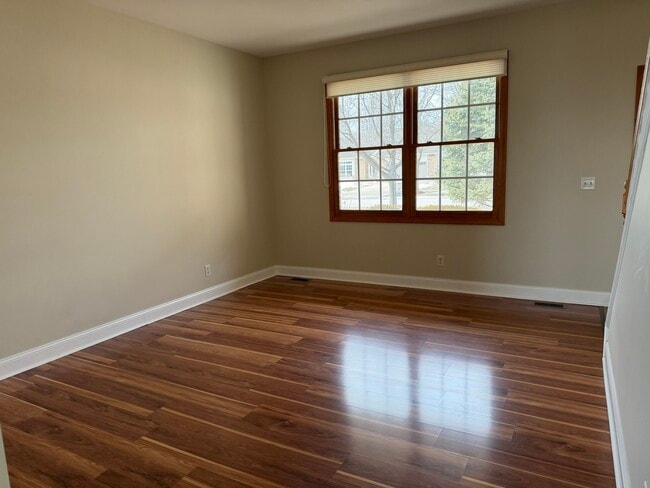 Photo - 773 Ridge Dr