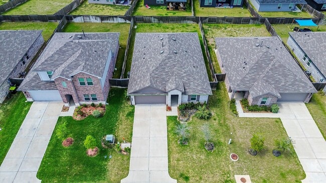 Photo - 40619 Pine Spruce Ln