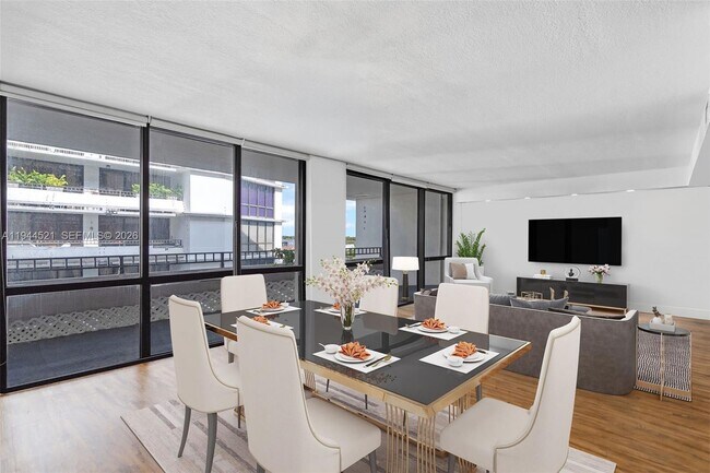 Photo - 13953 Kendale Lakes Cir Unit 608B