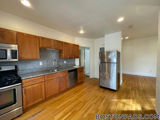 Photo - 2 Torpie St Unit 2