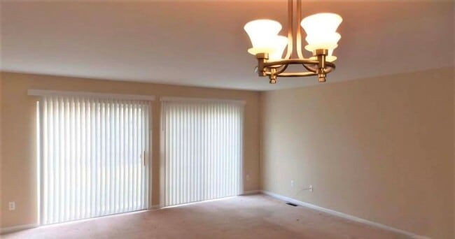 Photo - 9026 Newport Way