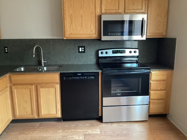 Building Photo - 14844 E Colgate Dr Rental