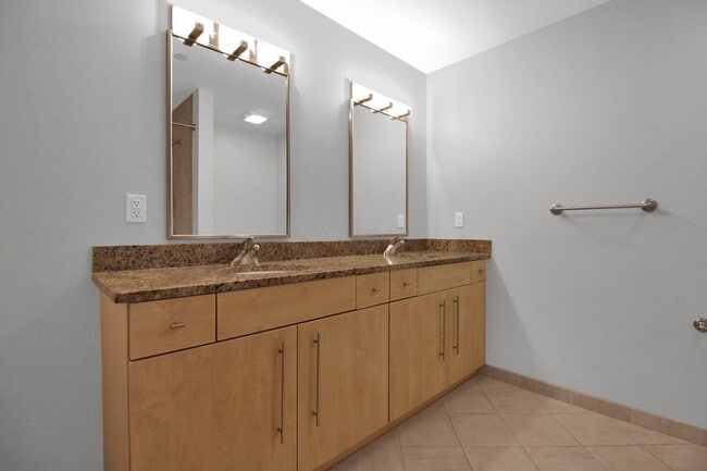 Photo - 100 E Gay St Unit 804