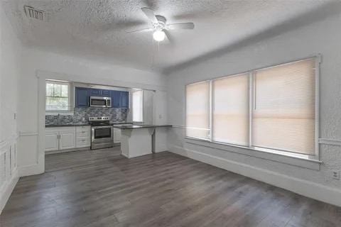 Photo - 735 N Clara Ave