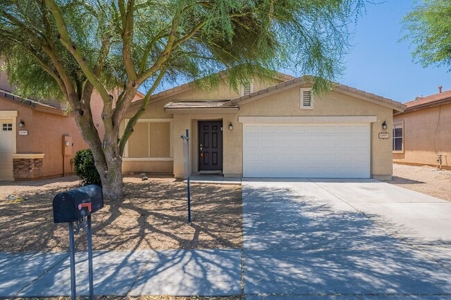 Building Photo - Spacious Oro Valley 4-Bedroom Rental with ...