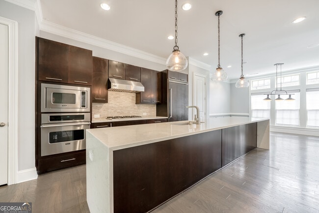 Photo - 1124 Holly Ave