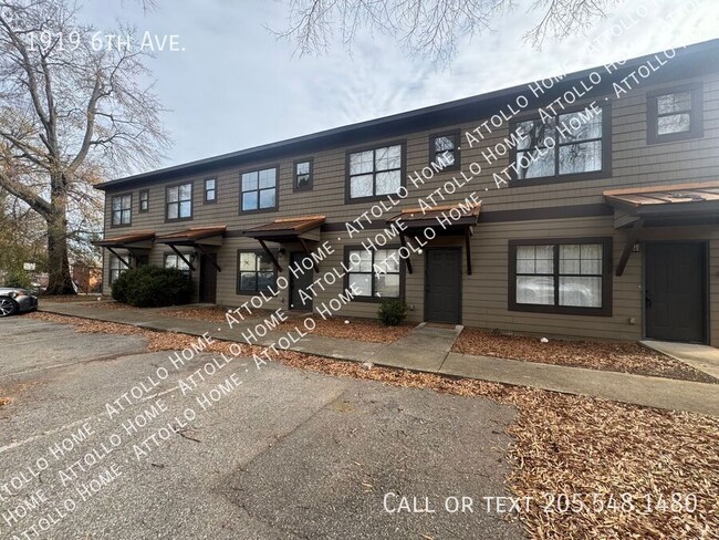 Townhouse - 2 bedroom and 2 1/2 baths! - Townhouse - 2 bedroom and 2 1/2 baths!