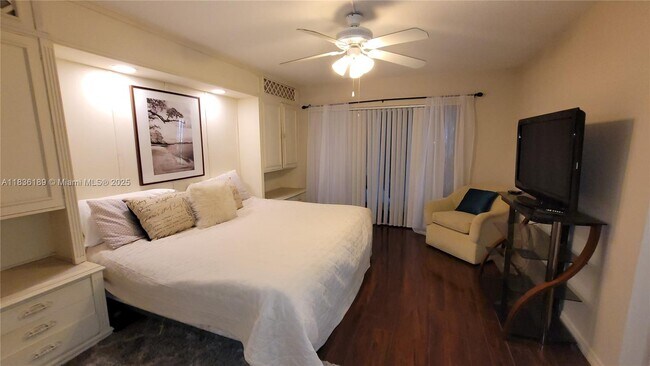 Photo - 4650 Washington St Unit 110