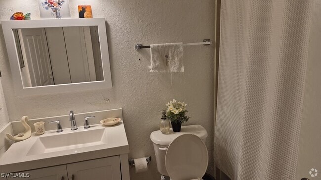 Building Photo - 8245 Ibis Club Dr Unit 415 Rental
