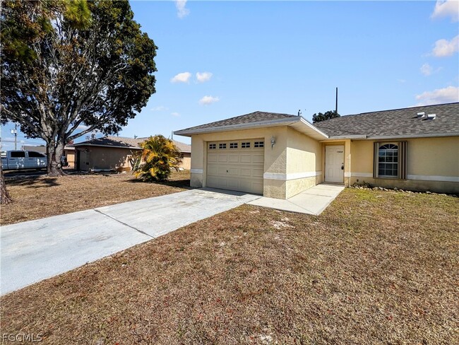 Photo - 1909 SW Santa Barbara Pl