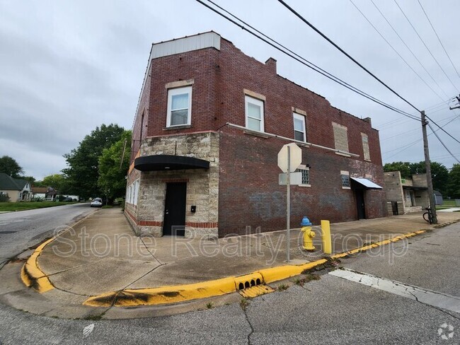 Building Photo - 1668 Locust St Unit 1 Rental