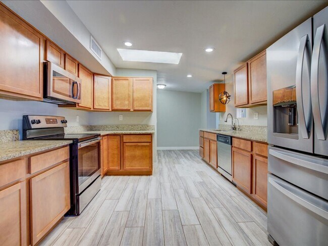 Photo - Spacious 4-Bedroom, 2-Bath Home with Extended Driveway & Large Backyard