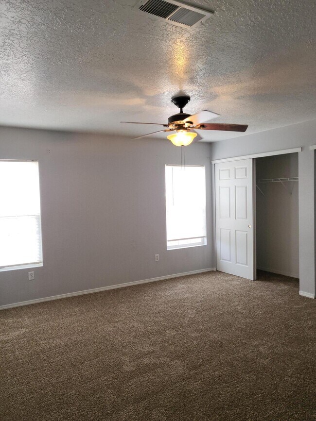 Photo - 9367 Vista Clara Loop NW