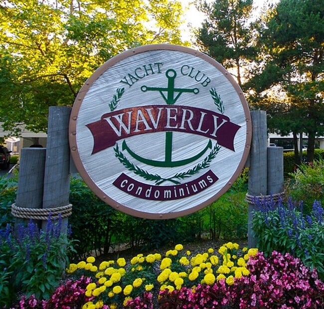 Photo - 635 SE Linn St