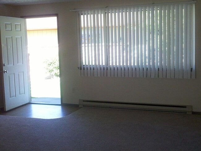 Photo - 1928 E Bridgeport Ave