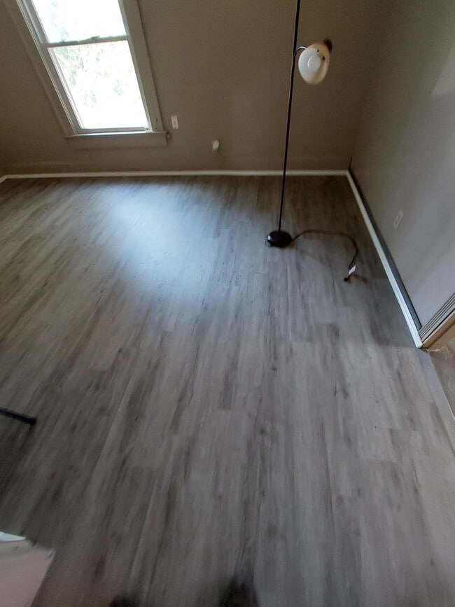 Photo - 1242 S 5th St Unidad 1242 half