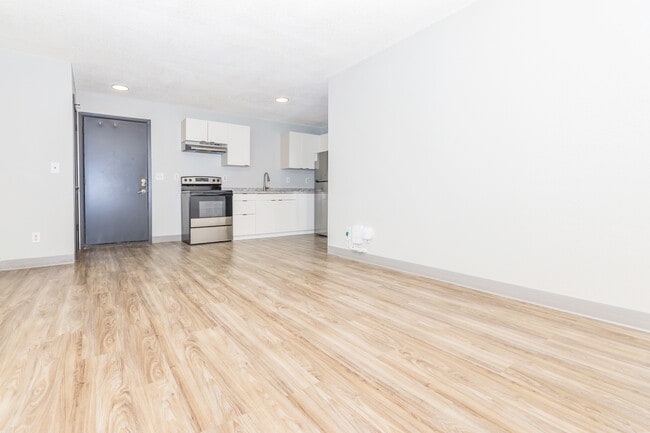 Photo - Meadow Park Apartments