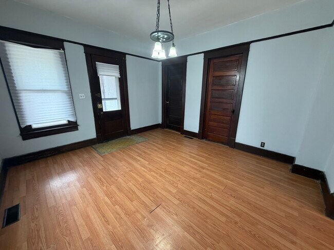 Photo - 35 Pennsylvania Ave