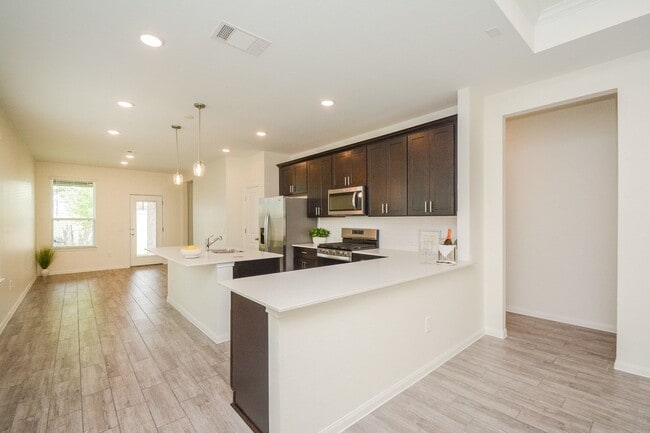 Photo - 18134 Sonresa Wy