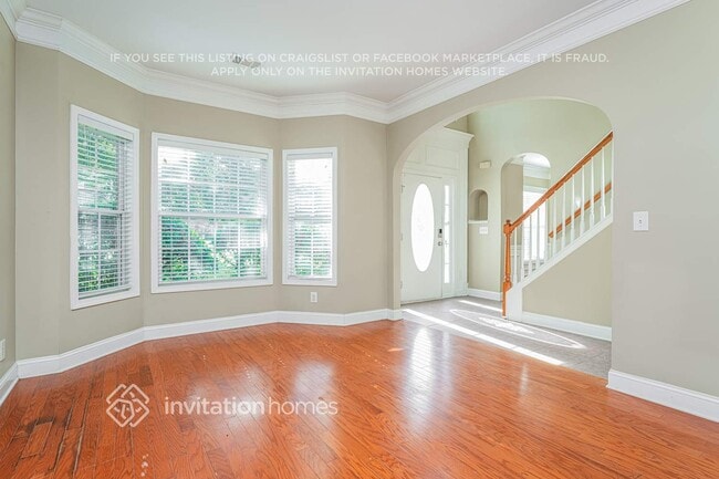 Photo - 825 Kaitlyn Dr