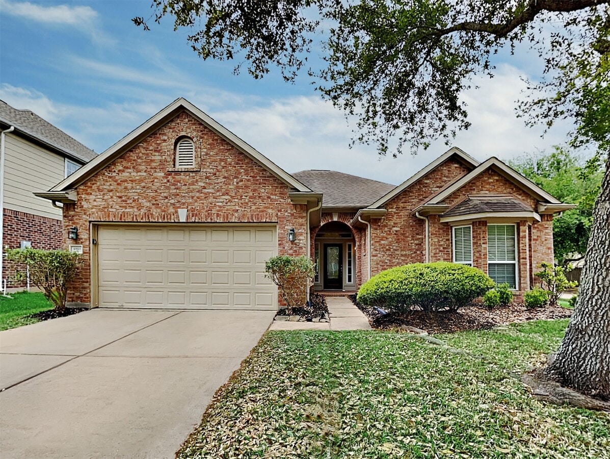 Photo - 10923 Tattershall Ln