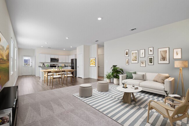 Photo - 614 Edge Lake Ct