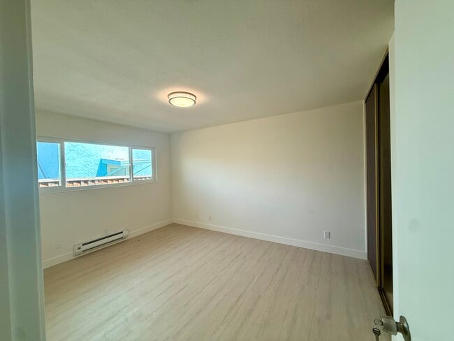 2228 Capistrano Dr